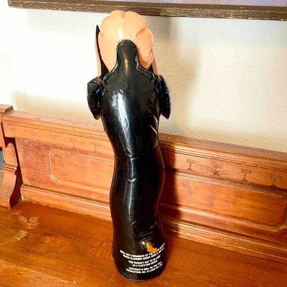 “THE SCREAM" Edvard Munch Inflatable Figurine 19" Doll Blow-Up Vintage 1993 - Picture 8 of 9